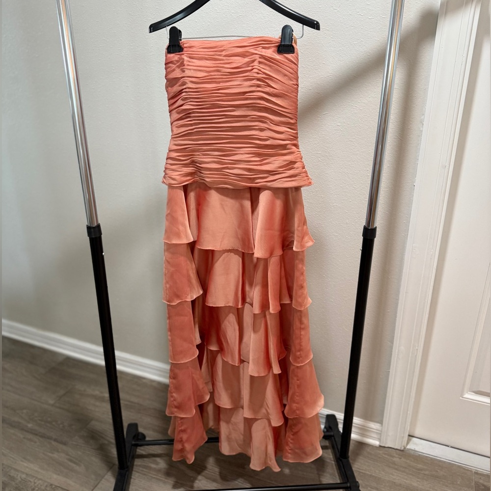 Cachet Formal Women’s Floor Length Dress Size 8 Salmon Color-Preowned